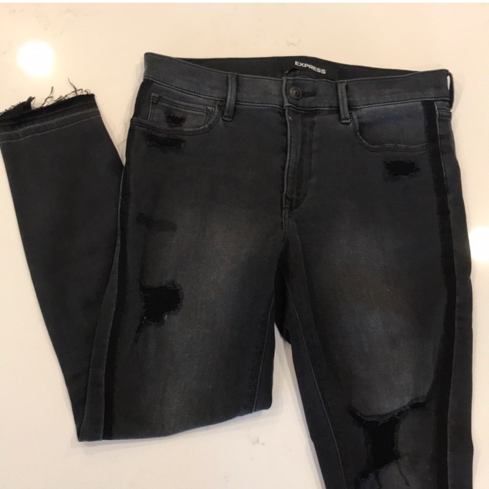 EXPRESS Black Mid Rise Stretch Ankle Jeans - Picture 6 of 8